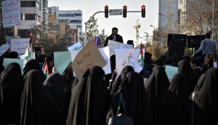 تجمع دانشجویی ضداستکباری در مشهد
