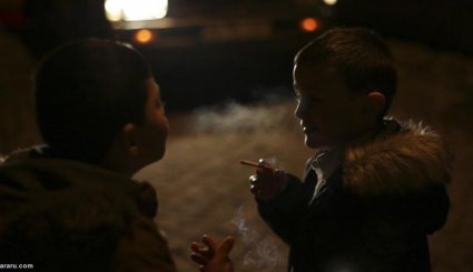 مراسم جنجالی سیگار کشیدن کودکان پرتغالی
