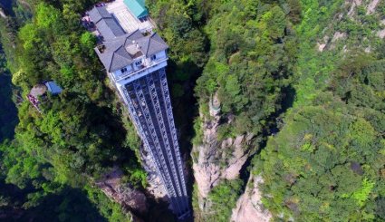 أطول مصعد في العالم 