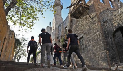 پارکور در خرابه های حلب + تصاویر
