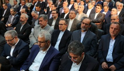 تصاویر دیدار رهبر معظم انقلاب با مسئولان وزارت خارجه