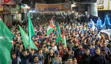 شادی و اعلام حمایت مردم غزه از پیروزی مقاومت + تصاویر