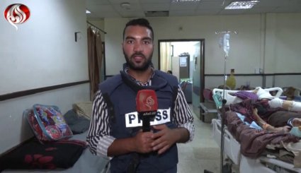 كاميرا العالم توثّق تكدّس المرضى في ممرات مستشفى شهداء الاقصى