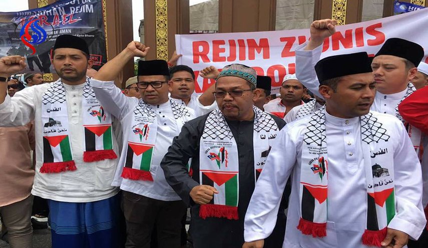 تظاهرات مردم مالزی در حمایت از مسجد الاقصی +عکس