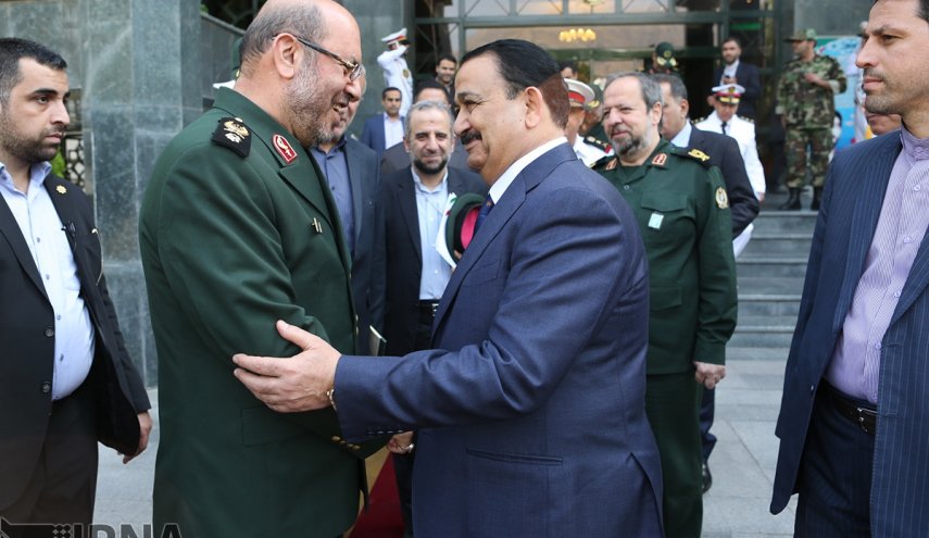 مراسم استقبال رسمی از وزیر دفاع عراق
