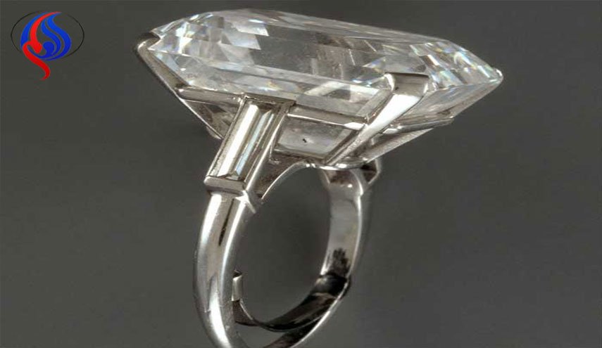 انگشتر الماس ۷۵۰ هزار پوندی گم شد
