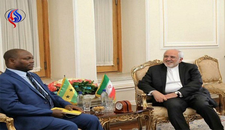 دیدار ظریف با وزیر خارجه سائوتومه و پرینسپ