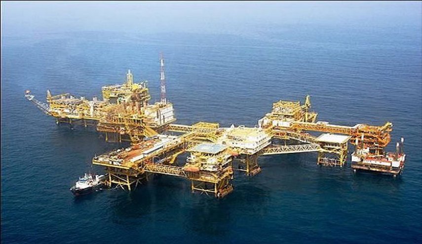 نشت نفت در جنوب خلیج فارس مهار شد