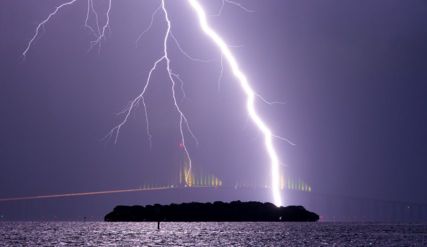How to stay safe when lightning hits
