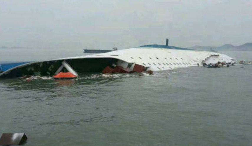 کشتی عراقی با 21 سرنشین غرق شد

