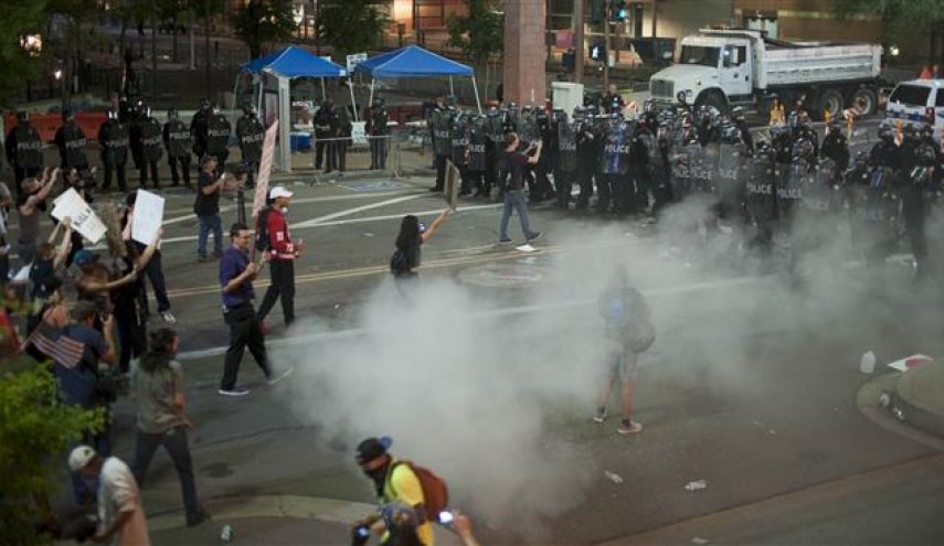 Police Tear Gas Protesters Following Trump's Phoenix Rally
