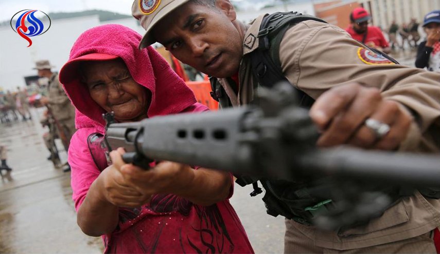 رزمایش مردمی ونزوئلا برای مقابله با تهدیدهای آمریکا 