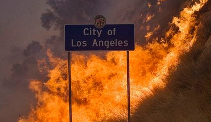 بزرگ‌ترین آتش‌سوزی در تاریخ لس‌آنجلس

