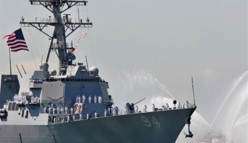 Iranian warship turns away U.S. battleship as Persian Gulf tension flares: Tasnim
