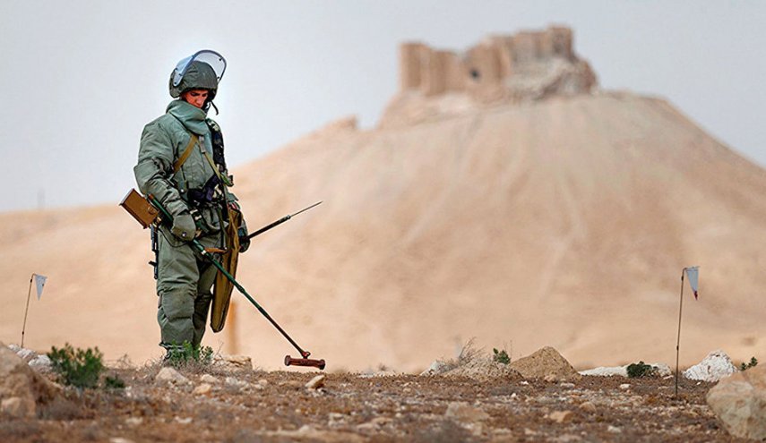 Russia sends 175 de-miners to Syria's Deir ezzor: Interfax
