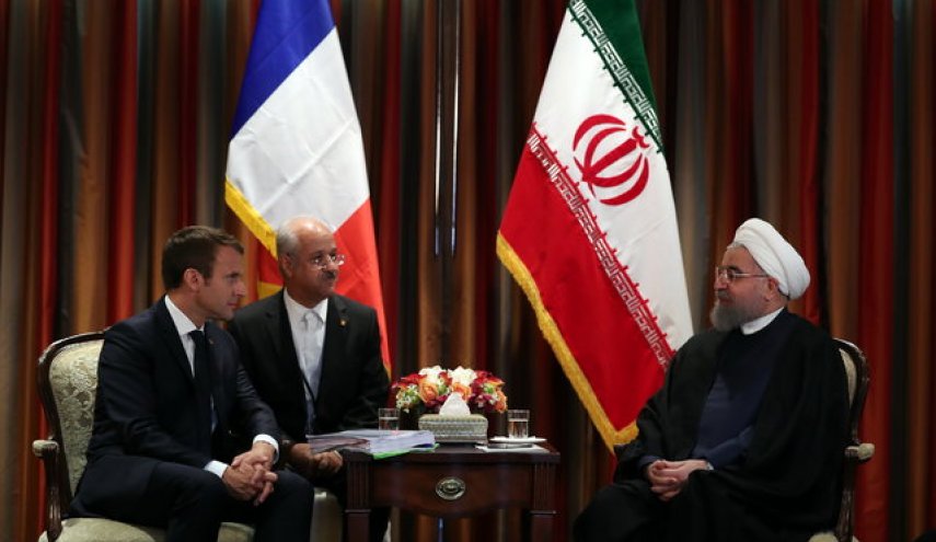 روحانی: نقش اروپا و فرانسه در حفظ فضای مثبت پسابرجام مهم است/ همه‌پرسی کردستان عراق خطرناک است