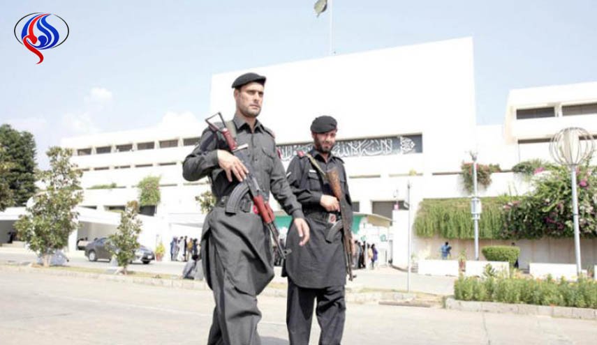 ارتفاع حصيلة ضحايا التفجير الانتحاري بباكستان إلى 24 قتيلا