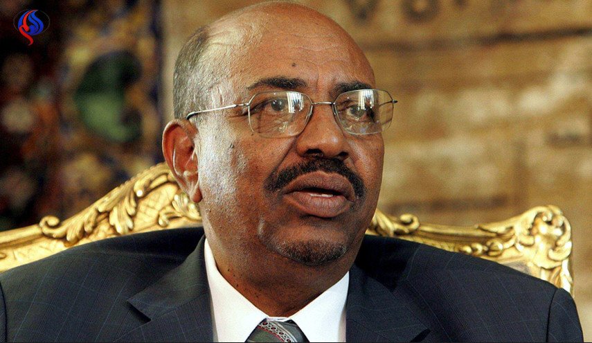 الرئيس السوداني يمدد وقف إطلاق النار في ثلاث ولايات مضطربة