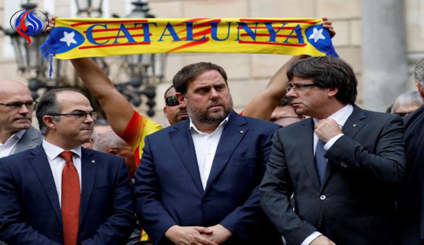 الحكومة الأسبانية ترفض الوساطة مع رئيس اقليم كتالونيا
