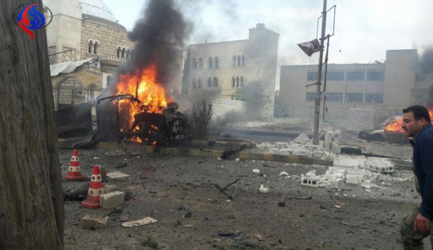 داعش يفجر سيارتين مفخختين عند تجمع للنازحين بريف الحسكة
