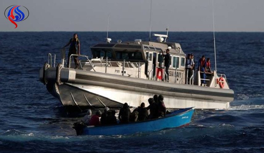 احتجاج مواطنين في تونس جراء غرق قارب مهاجرين