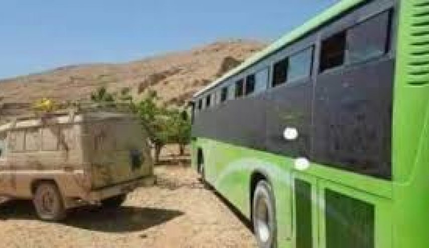 Buses inside Raqqa to transport ISIS fighters and families out- monitor
