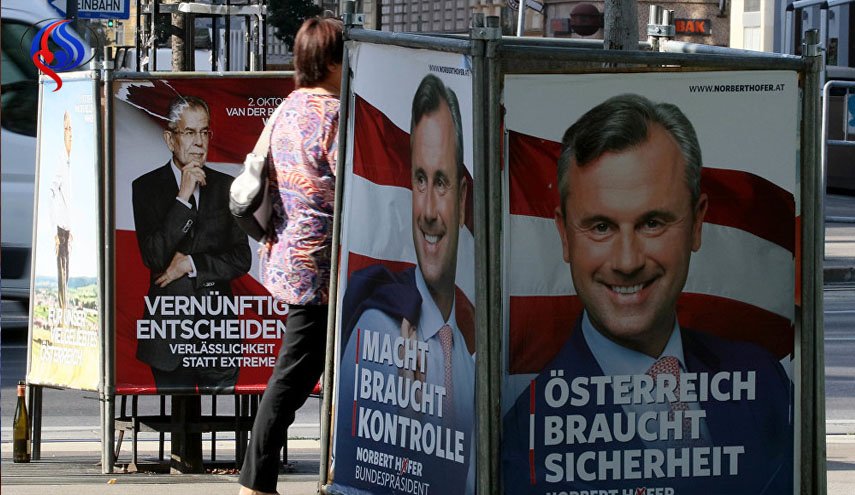 أزمة المهاجرين تلقي بظلالها على الانتخابات في النمسا