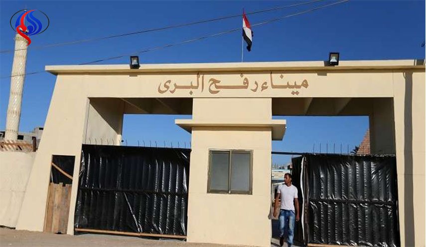 القاهرة تقرر إلغاء فتح معبر رفح بعد اشتباكات شمال سيناء