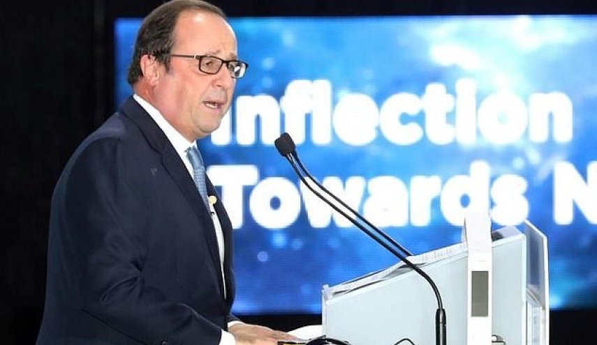 Hollande slams Trump's 'double fault' over Iran nuclear deal
