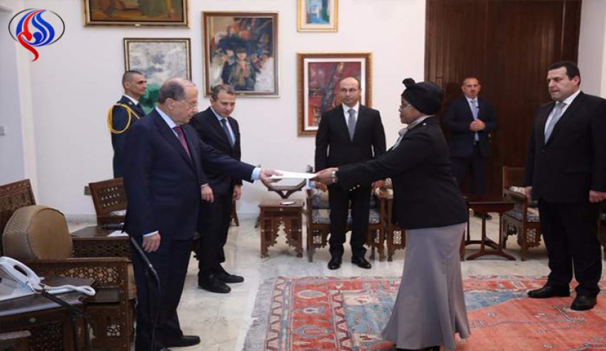 الرئيس عون يتسلم أوراق اعتماد عدد من السفراء الاجانب بقصر بعبدا في لبنان