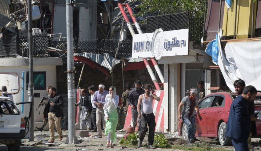 استشهاد 30 شخصاً إثر هجوم انتحاري داخل مسجد في كابول