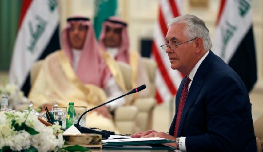 Tillerson seeks Arab help in US effort to isolate Iran
