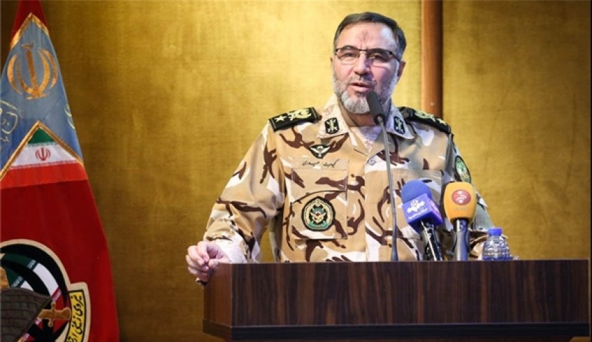 قائد عسكري: لاجدوى من الحظر على ايران والدليل صواريخ بمدى 2000 كم 