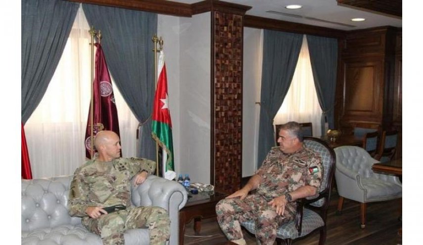 الأردن والولايات المتحدة يناقشان تعزيز التنسيق العسكرى