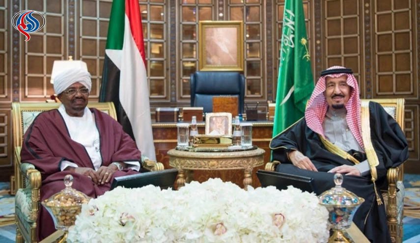 الرئيس السوداني يلتقي الملك سلمان في الرياض