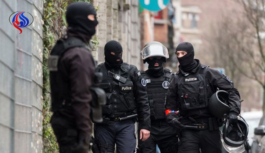 بلجيكا.. اعتقالات على صلة بمحاولة استهداف قطار سريع