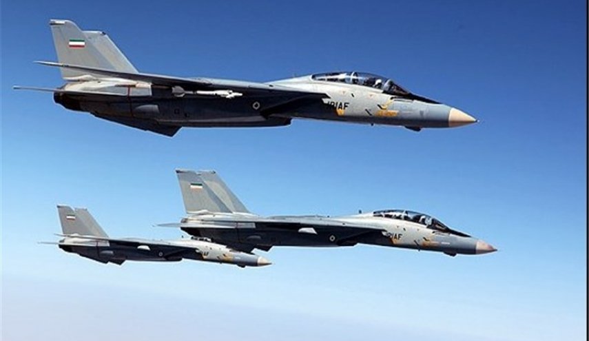 Iranian Air Force kicks off war game in Central Province
