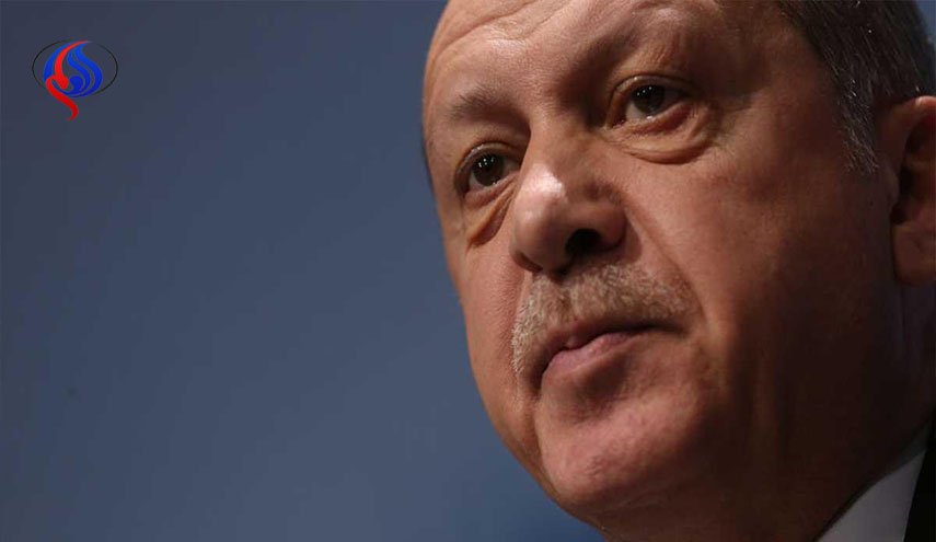 اردوغان: برای عملیات داخل مرزهای عراق و سوریه از کسی اجازه نمی‌گیریم / اروپا حمایت از تروریست‌ها را پایان دهد