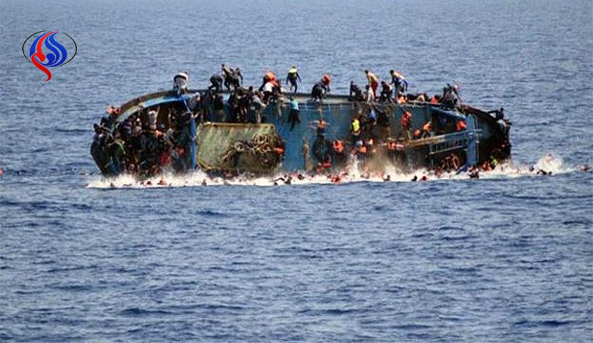 مقتل 23 مهاجرا اثر غرق قاربهم في البحر المتوسط