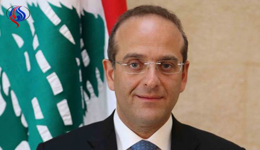 وزير الاقتصاد اللبناني: لا خوف على الليرة والوضع مستقر في ظل وجود رئيس قوي