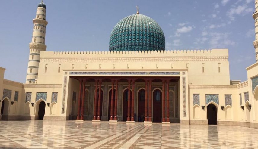 جامع السلطان قابوس في سلطنة عمان