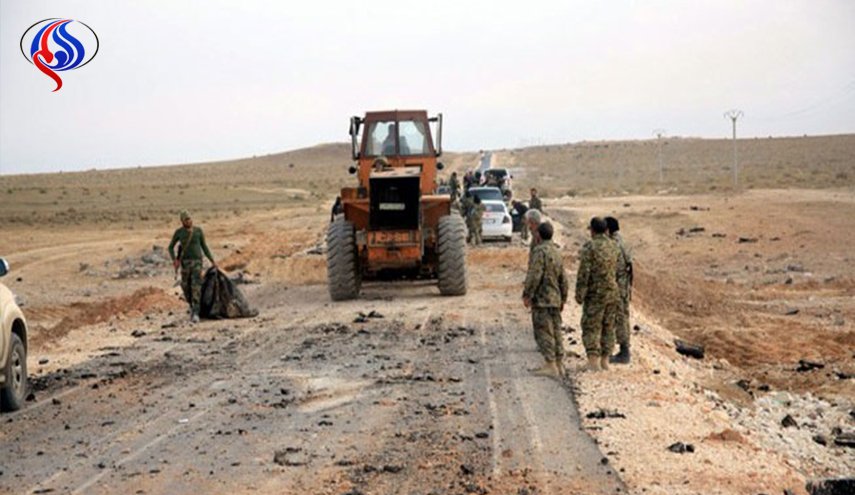 الجيش يؤمن طريق أثريا-خناصر ويحرر قرى بريف حماة 