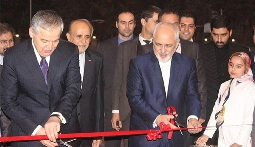ظريف يفتتح مبنى السفارة الايرانية الجديد في دوشنبه