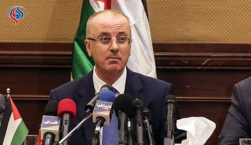رئيس حكومة السلطة الفلسطينية يلتقي وزير المالية الاسرائيلية
