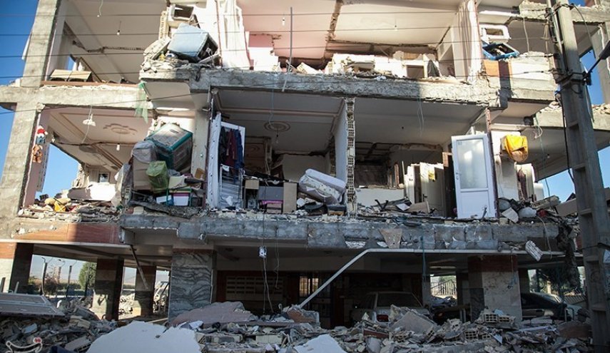  ارتفاع عدد ضحايا زلزال غرب ايران إلى 445 قتيلا و 7100 مصاب