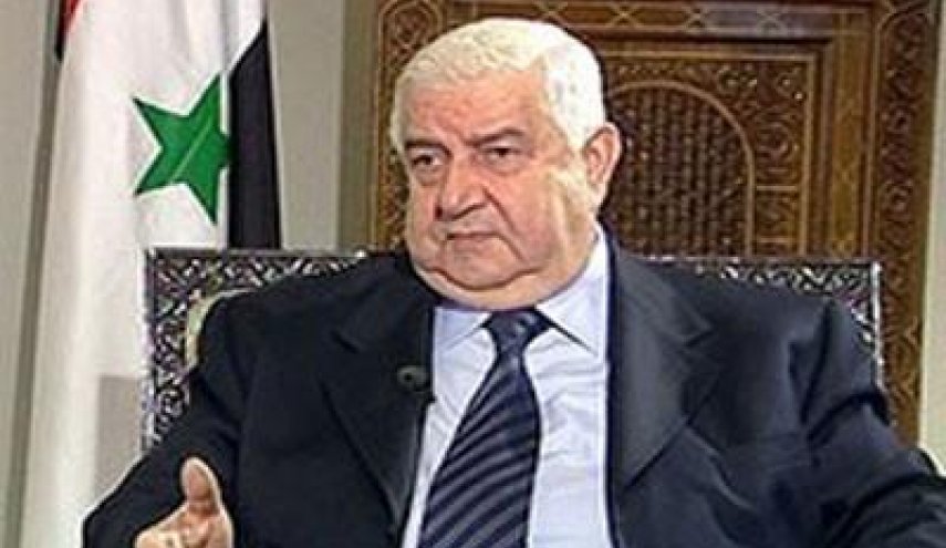 المعلم يتسلم أوراق اعتماد السفير اللبناني الجديد لدى سوريا 