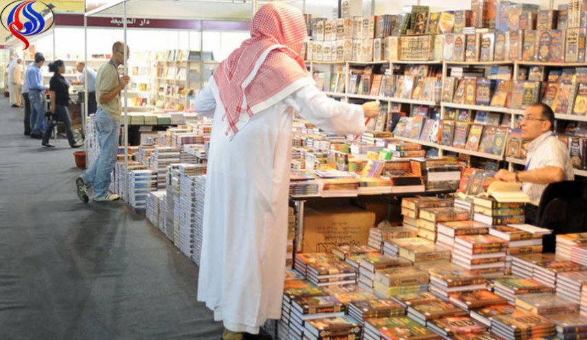 هذه الكتب ممنوعة في معرض الكويت للكتاب.. تعَّرف عليها