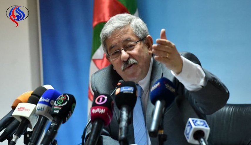 رئيس وزراء الجزائر: معارضو بوتفليقة فشلوا