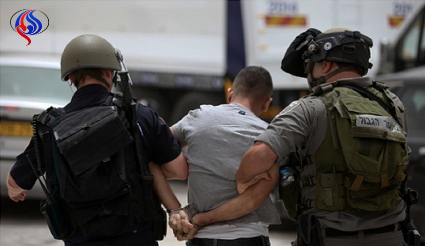 الاحتلال يعتقل 8 فلسطينيين خلال حملة دهم في الضفة المحتلة