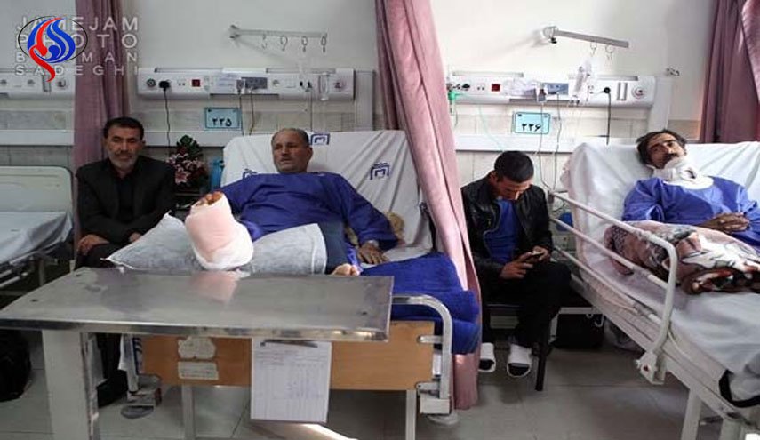 نجات معجزه‌آسای 6 نفر از مجروحان زلزله کرمانشاه + عکس